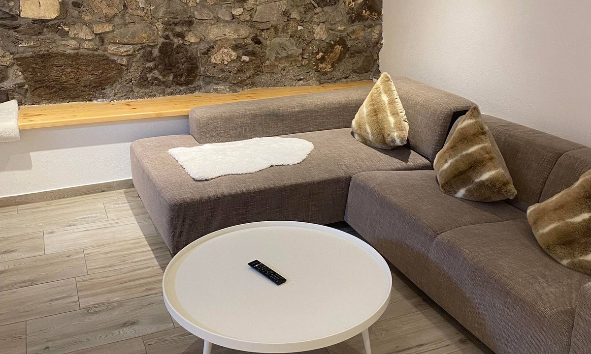 Flirsch Apartment | Vacation apartment Bergblick Flirsch