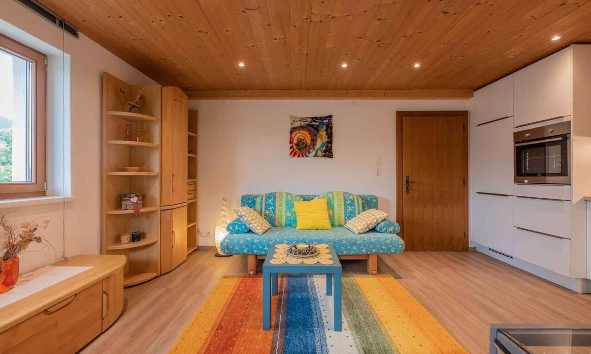 Mieders Apartment | Vacation apartment Serlesblick with direct access to the ski slope, WLAN and terrace