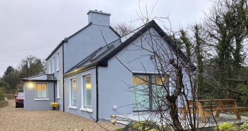 Clifden Villa | Willow