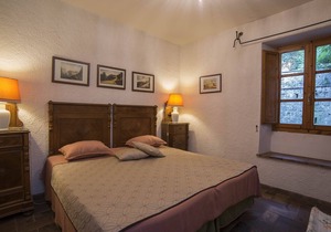 Experience a breathtaking vacation in a castle, breathtaking view, restaurant in Proceno