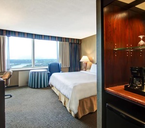 Chateau Lacombe Hotel 