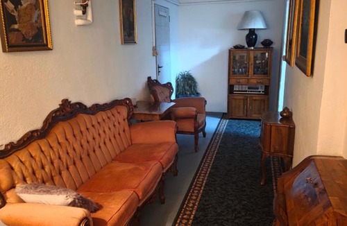 Klosterneuburg Apartment | Уютная пещера