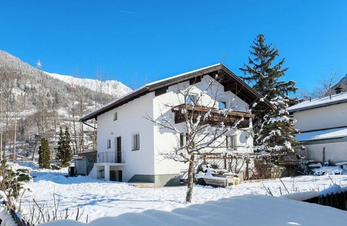 Prutz Apartment | 110 m² Apartment ∙ 4 bedrooms ∙ 8 guests