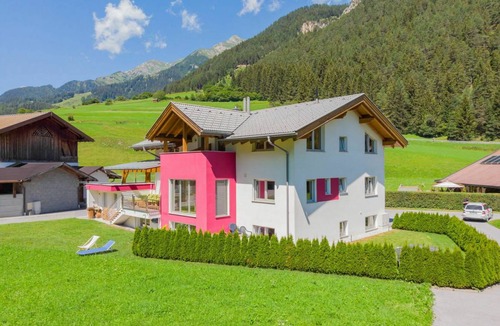 Pettneu am Arlberg Apartment | 58 m² Apartment ∙ 2 bedrooms ∙ 5 guests