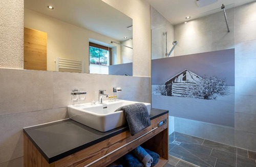 Ladis Apartment | Alpin Chalet am Burgsee