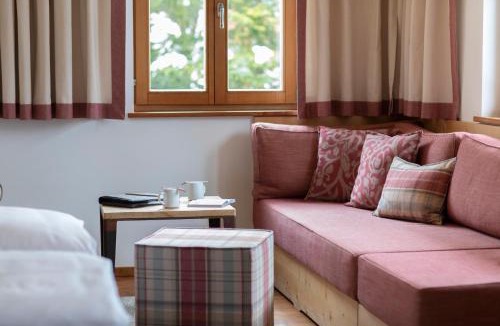 Lech am Arlberg Hotel | Alpina Lech - Your home from home