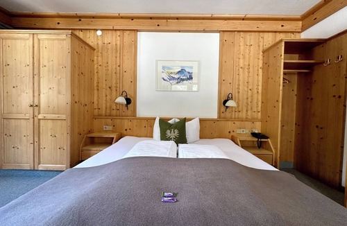 Mandarfen Hotel | Alpinhotel Zirbenhof