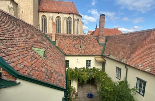 Pulkau House | Alte Seifensiederei zu Pulkau Villa