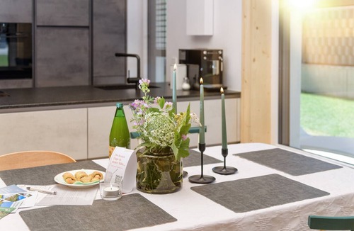 Hollenstein an der Ybbs Apartment | Apartment Königsberg – Spacious Apartment with XXL Terrace and Garden