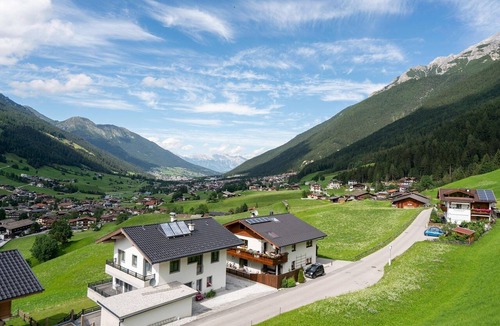 Neustift Im Stubaital Apartment | Apartment Neustift near Stubai Glacier
