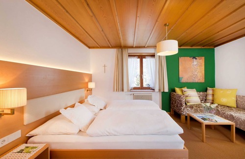 Grossdorf Bed & Breakfast | Apartment 110m² - Apartment Isabella