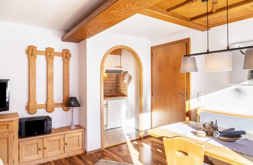 Nesselwaengle Apartment | Apartment 'Hahnenkamm - 12' with Mountain View, Private Balcony and Wi-Fi