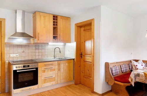 Hart im Zillertal House | Apartment 'Haus Hart Im Zillertal' with Mountain View, Shared Terrace & Wi-Fi