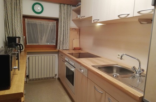 Ramsau im Zillertal Apartment | Apartment in CENTRAL location in RAMSAU for *1 - 6 persons* 2x double room*1x couch*2 x shower/WC*
