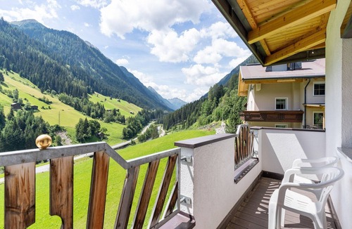 Kappl Apartment | Apartment in Kappl near Ski Slopes