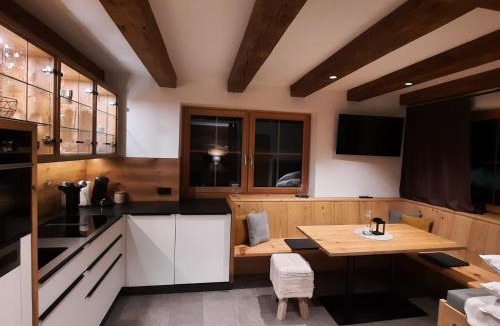 Obertilliach Apartment | Apartment LENA