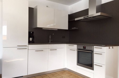 Dalaas Apartment | Apartment near Arlberg ski area - WiFi