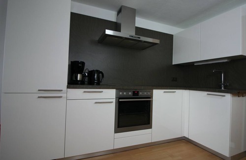Dalaas Apartment | Apartment near Arlberg ski area - WiFi