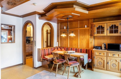 Nesselwaengle Apartment | Apartment 'Schneidspitze - 18' with Mountain View, Private Balcony and Wi-Fi