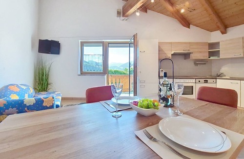 Navis Apartment | Apartment Vöstl by Interhome