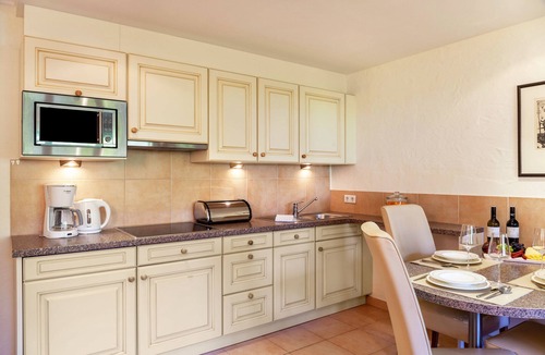 Leutasch Apartment | Apartment W7 Haus Ganghofer with Mountain View, Balcony & Wi-Fi