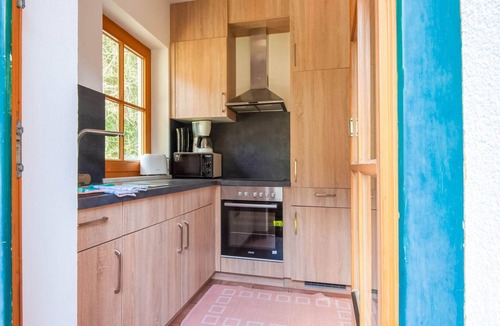 Finkenberg Apartment | Apartment with garden near hiking trails
