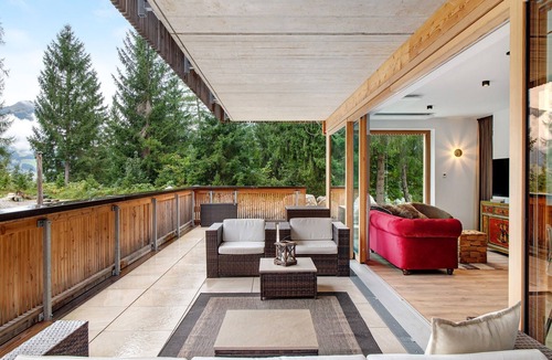 Ehrwald Apartment | Apartment 'Zugspitzstudio' with Mountain View, Private Terrace and Wi-Fi