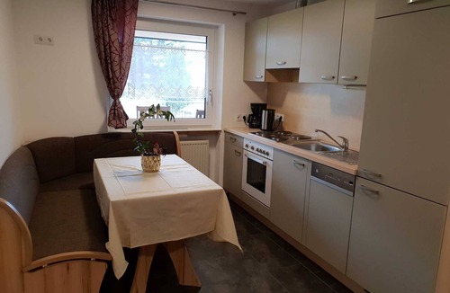Arzl im Piztal Apartment | Appartement mit 2 Schlafzimmer - Gästehaus Falkenblick