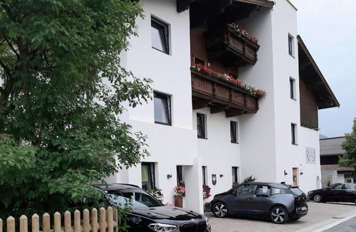 Erpfendorf Apartment | Appartementhaus Hüttenberger