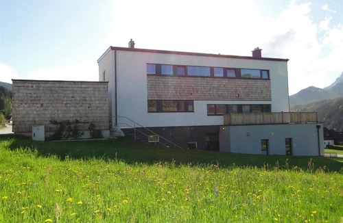 Haus im Ennstal Apartment | Appartements Gipfelsturm - App. Sinabell - apartment, shower, WC, 2 bedrooms