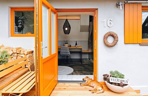 Eisenberg an der Pinka Cottage | Weinloft III - small vacation cottage on the vineyard with a view. Dog friendly