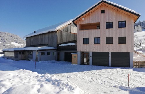 Grossdorf Apartment | Ausblickhof Ferienwohnung
