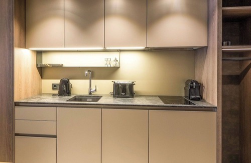 Runhof Apartment | Beautiful apartment for 2 guests with hot tub, WIFI, TV, terrace and pets allowed