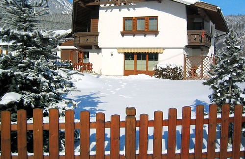 Laengenfeld Apartment | Beautiful apartment for 6 people with WIFI, TV, balcony, pets allowed and parking