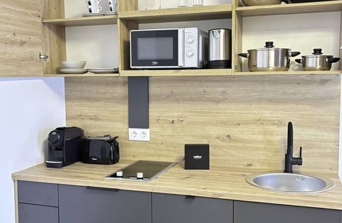 Rosegg Apartment | Beautiful apartment for 2 people with WIFI, A/C, TV and patio