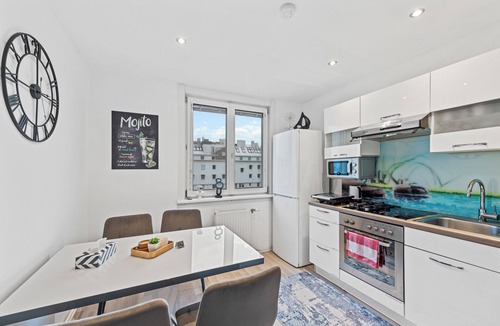 Rannersdorf Apartment | Big one Bedroom Apartment near Airport & City Center