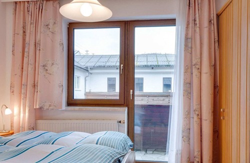 Ulrichsberg Villa | Blissful Apartment in Ulrichsberg with a view