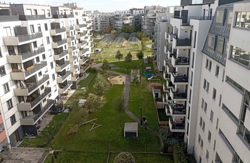 Donaustadt Apartment | Bright Cozy Home Entire Place Close to Metro U1,u6