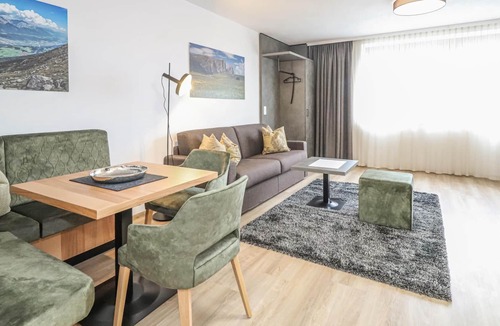 Innsbruck Apartment | Bright, stylishly furnished vacation apartment with a view of the mountains.