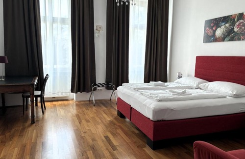 Brigittenau Apartment | Casa Nostra - Ausgefallene Wohnung am Augarten