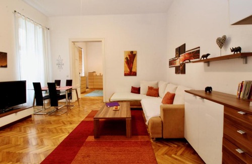Leopoldstadt Apartment | Central/Connected Danube Apt.
