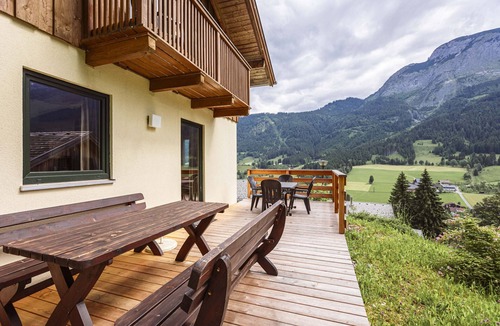 Annaberg im Lammertal Ski Chalet | Chalet # 40 with 3 BR for up to 6 people