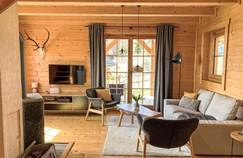 Albeck Ski Chalet | Chalet Hütte Buchfink by Interhome