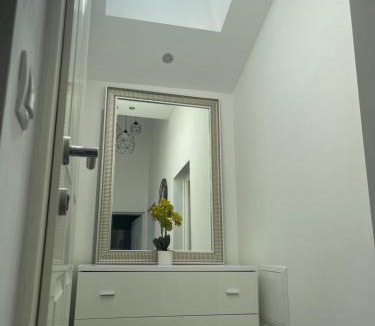 Hatting Apartment | Charmante Ferienwohnung im Herzen Tirols