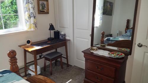 Clallam Bay House | Clallam Bay HideFarAway 2 Bedrooms Queen and Full