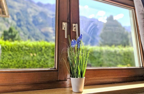 Huben Apartment | Cosy apartment for 3 people with WIFI, TV and pets allowed