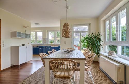 Lemkenhafen House | Deichhuus