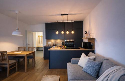 Groebming Apartment | Die Malerei Penthouse by Da Alois