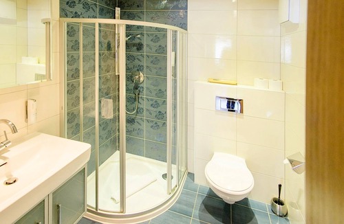 Ried im Oberinntal House | Doppelzimmer Lavendel - Hotel Riederhof Gmbh & Co KG