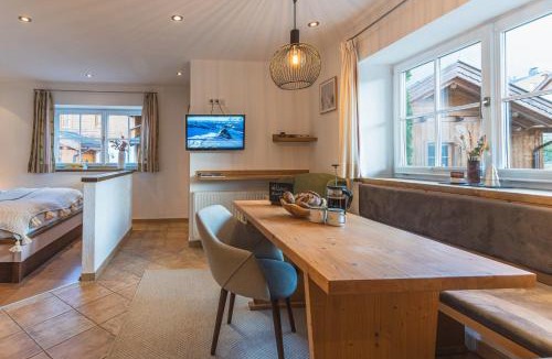 Kaprun Apartment | Dorfchalets - Appartement Rosi inkl Tauern Spa Therme Eintritt & Sommerkarte